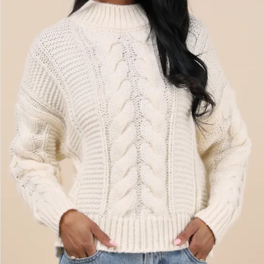 Cozy Ivory Cable Knit Pullover Sweater